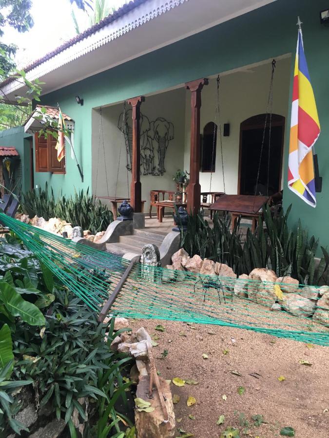 Owls Nest Hotel Udawalawe Bagian luar foto