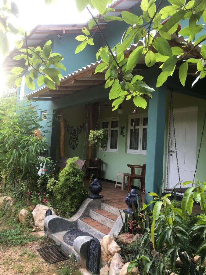 Owls Nest Hotel Udawalawe Bagian luar foto