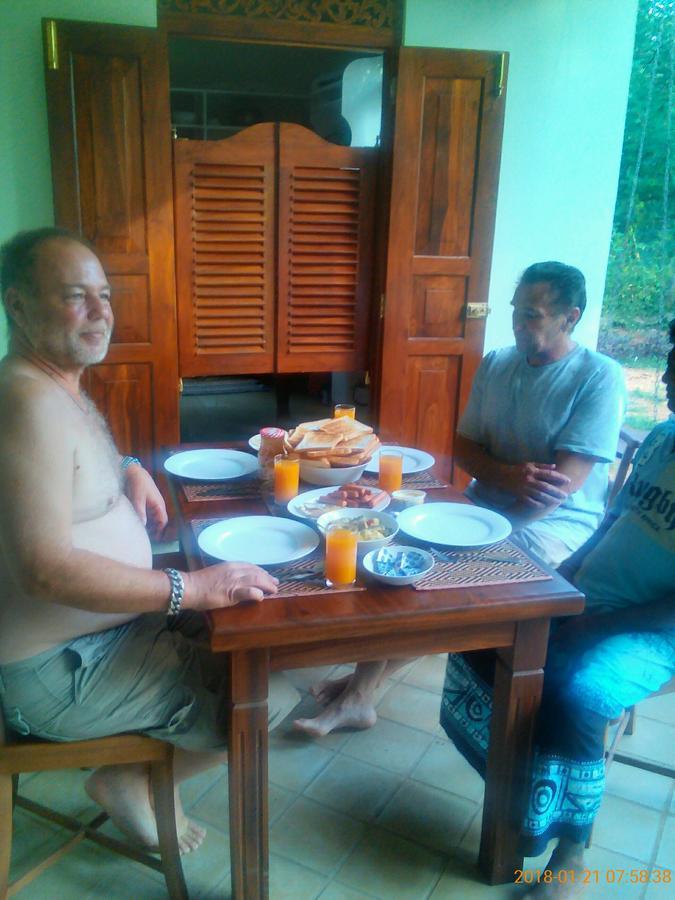 Owls Nest Hotel Udawalawe Bagian luar foto